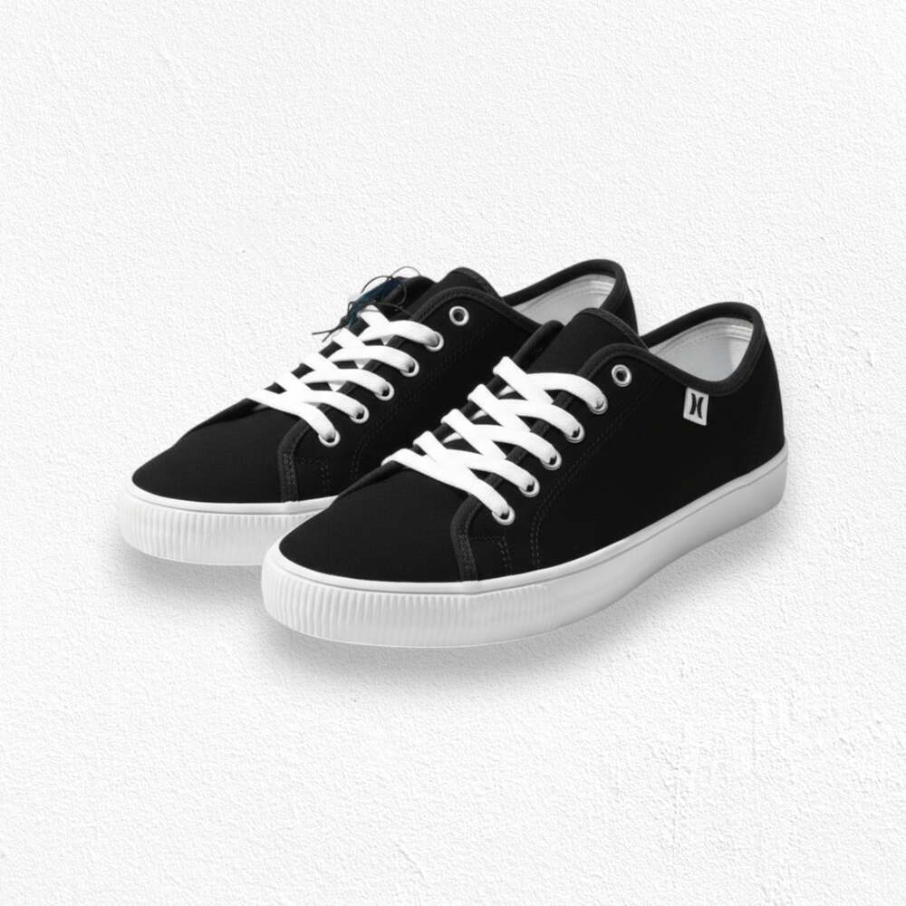 Hurley Black White Ceta Suede Tie Lace Low Top Lifestyle Sneakers Size 7.5